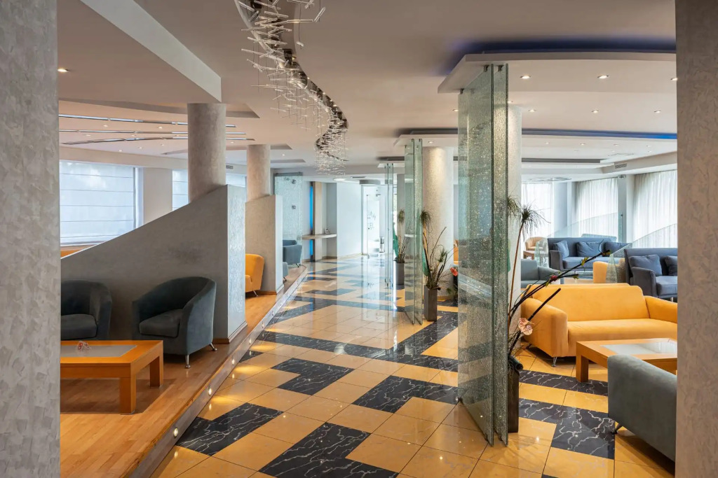 Kreoli Suites Glyfada