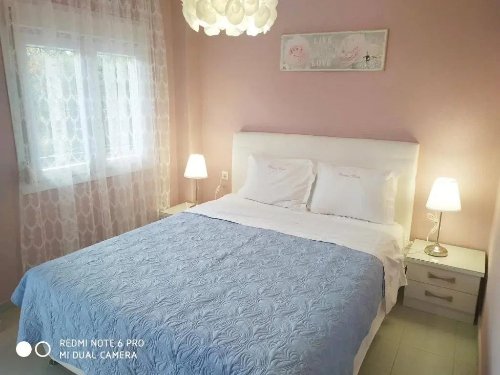 Ormos View Apartments