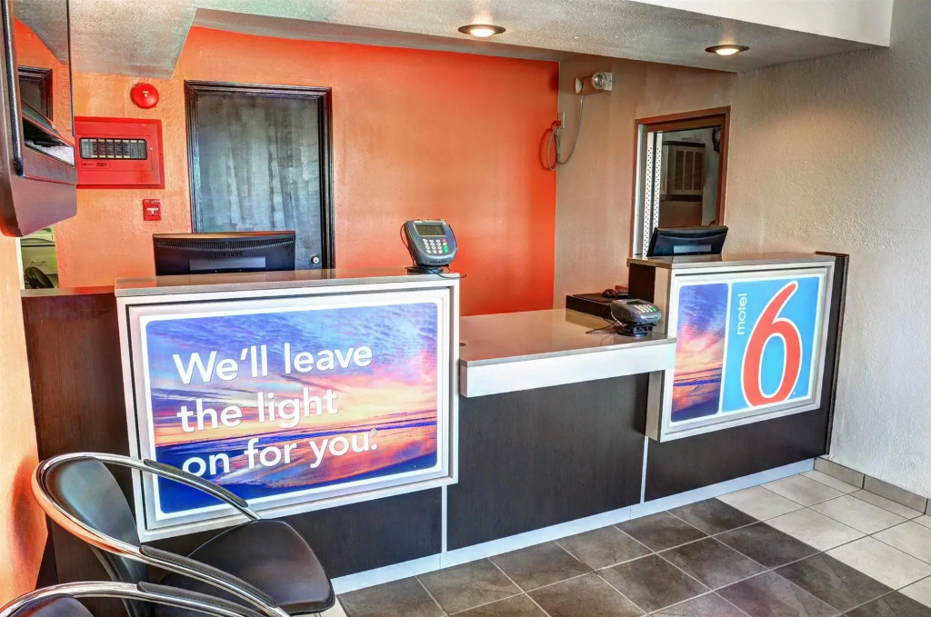 Motel 6-Slidell, LA - New Orleans