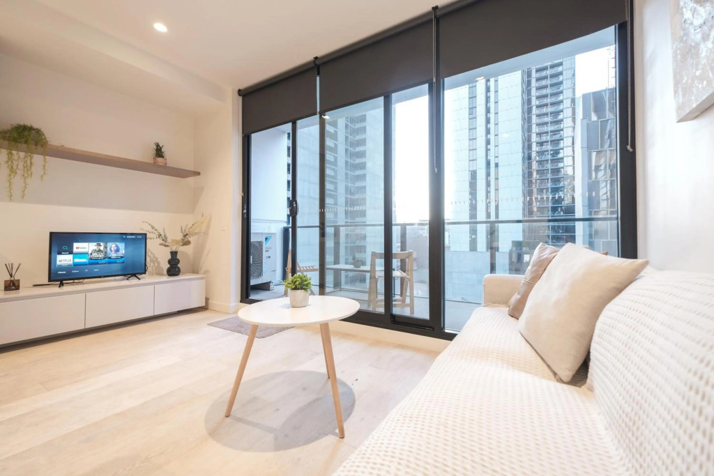 New 1BR 1BA Apartment Central +wifi+ Balcony