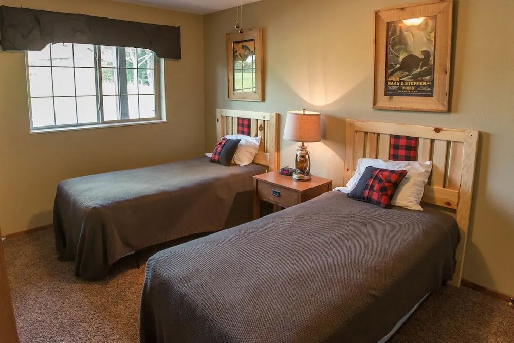 Wild Eagle Lodge
