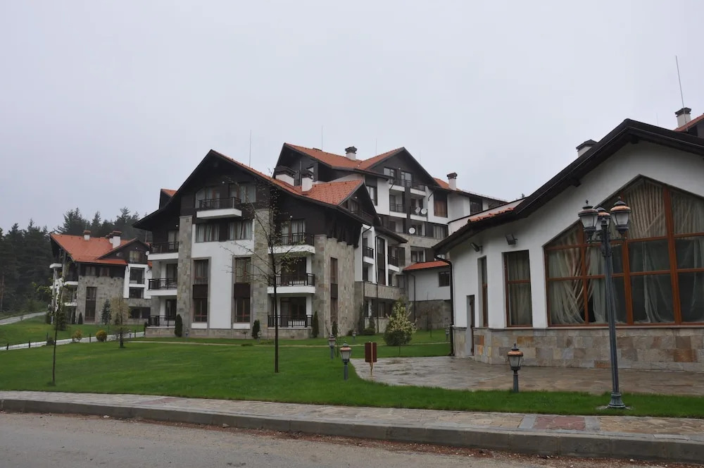 Semiramida Garden Apartment 12