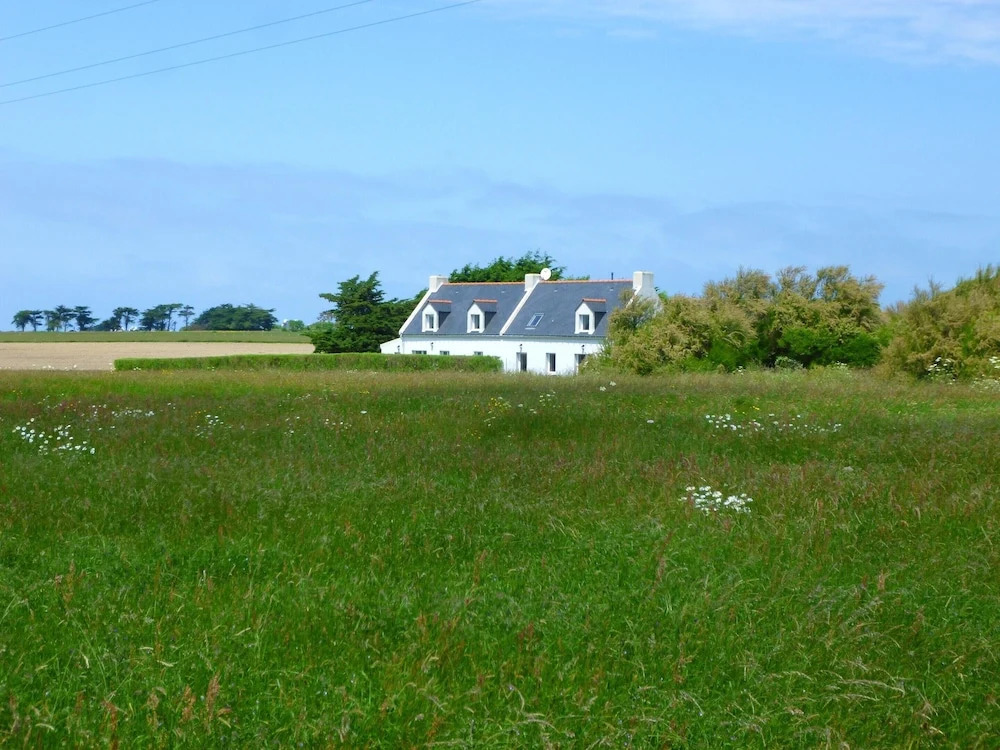 House With 3 Bedrooms in Sauzon, With Furnished Garden and Wifi - 2 km