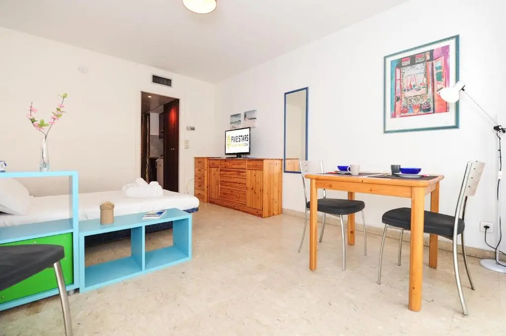 Studio Massenet Five Stars Holiday House