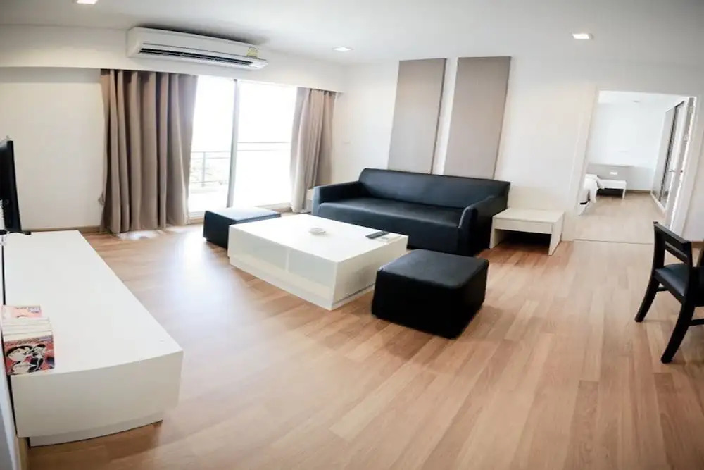 R Residence Sri Racha