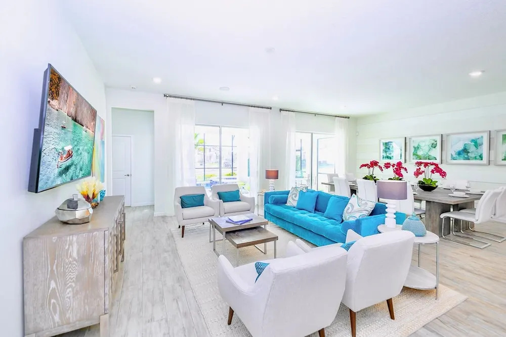Upstay Mansion w Cinema Games Pool- Sleeps 26