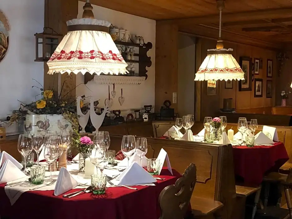 Gasthof Löwen by Hotel Montafoner Hof