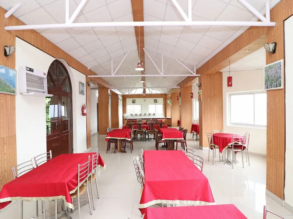 OYO 12853 The Kings Kalandi Resort