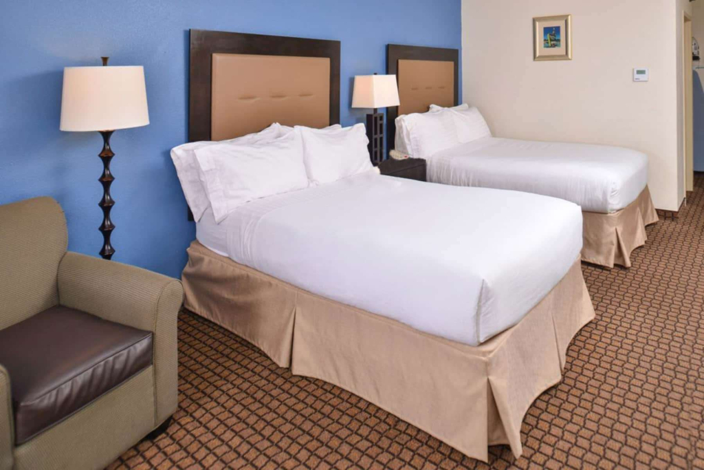 Ramada Plaza by Wyndham Sheridan Hotel & Convention Center