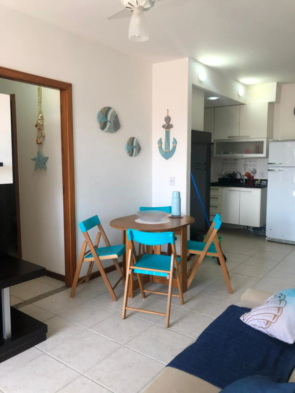 Apartamento peracanga com vista para o mar