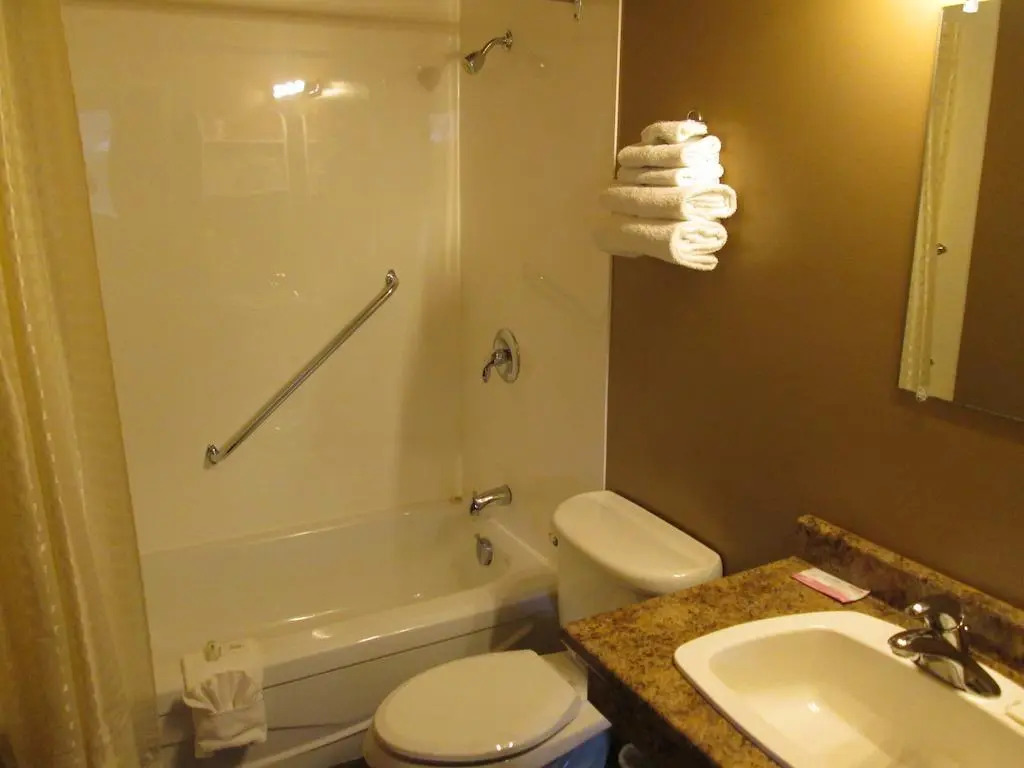 Arbutus Grove Motel