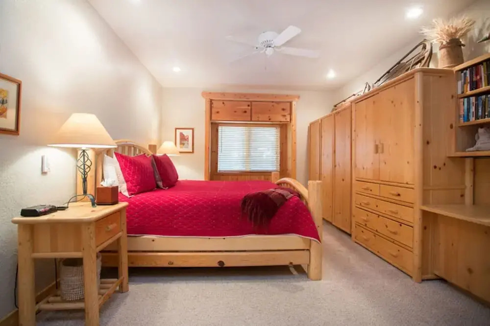 Bristlecone at Deer Valley Resort - Three Bedroom Condo with Hot Tub #101 3 Condo
