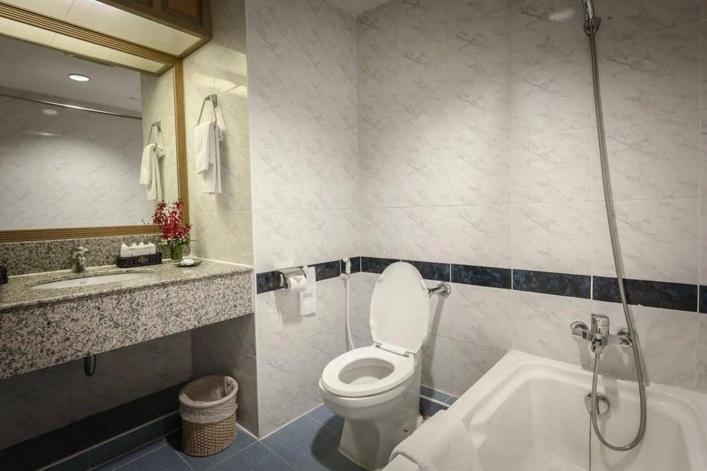 Grand Tower Inn Rama 6