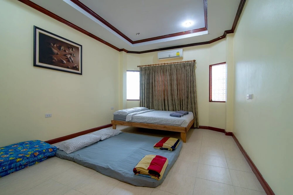 Baan Muang Pool Villa