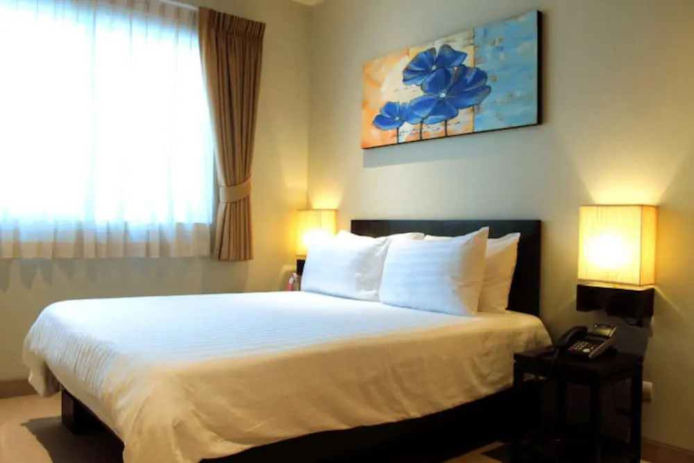 3BR Penthouse with Ocean View & Private Rooftop in Rawai
