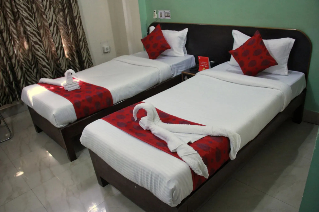Blue Moon Guest House by OYO Rooms