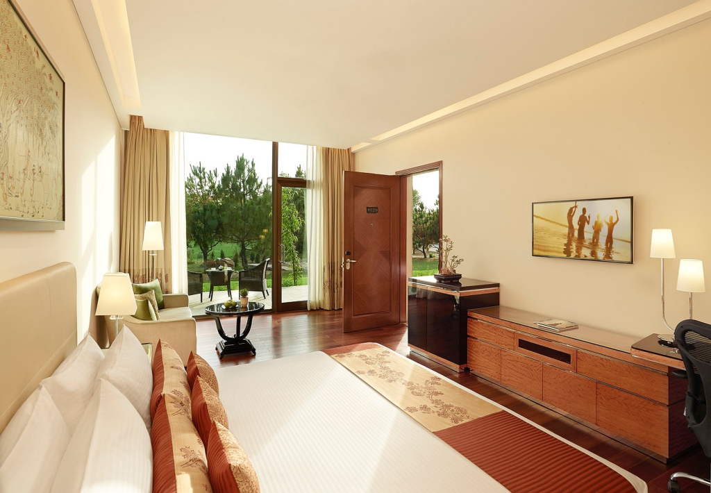 Taj Damdama Lake Resort & Spa, Gurugram