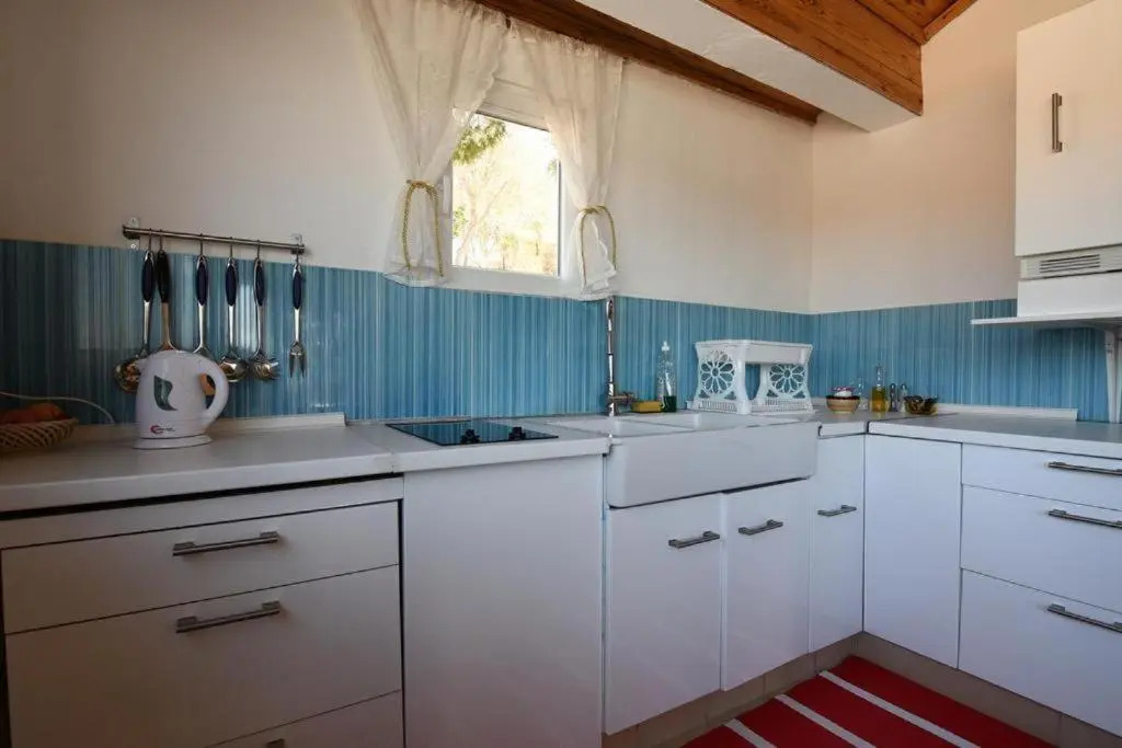 Poseidon Apartments and Villas by the Sea
