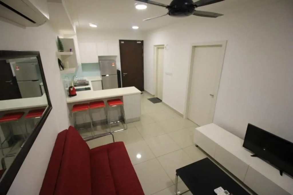 Carlos Apt 9am-5pm WorkFromHome 8Hours WiFi Netflix
