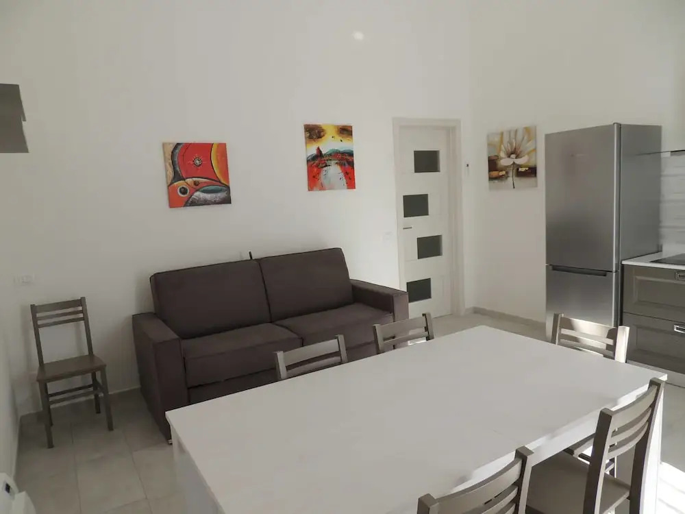 Affitti Giacomo Lenzi 3