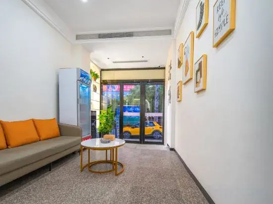 Manting Homestay (Luoyang Longmen High-speed Railway Station)