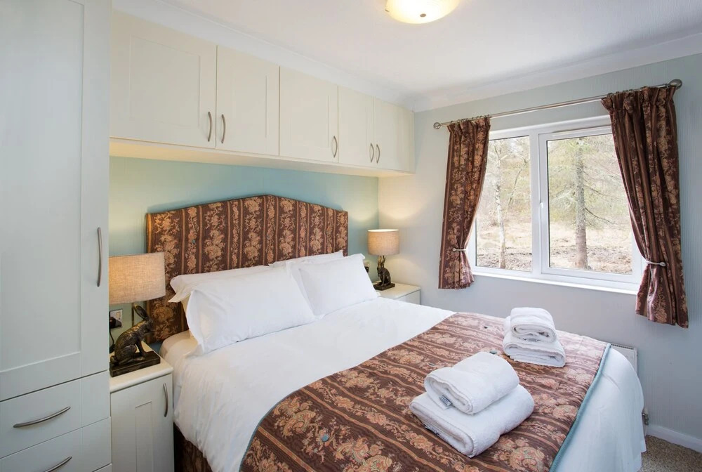 Beautiful 2-bed Chalet + Hot Tub Near Strathpeffer