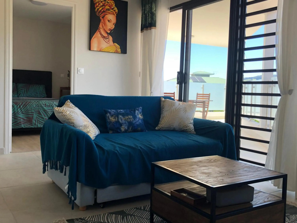Standing Residence Tevai
