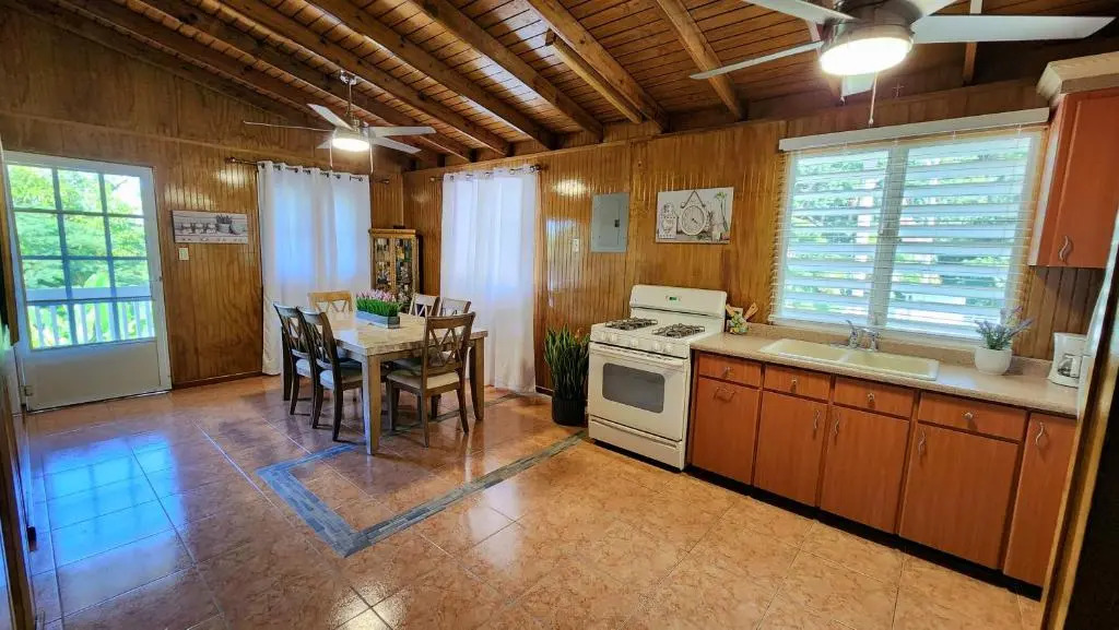 Palms Bohemian House with Private Pool