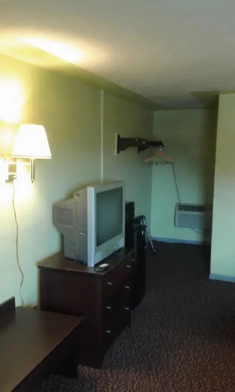 Loyalty Inn