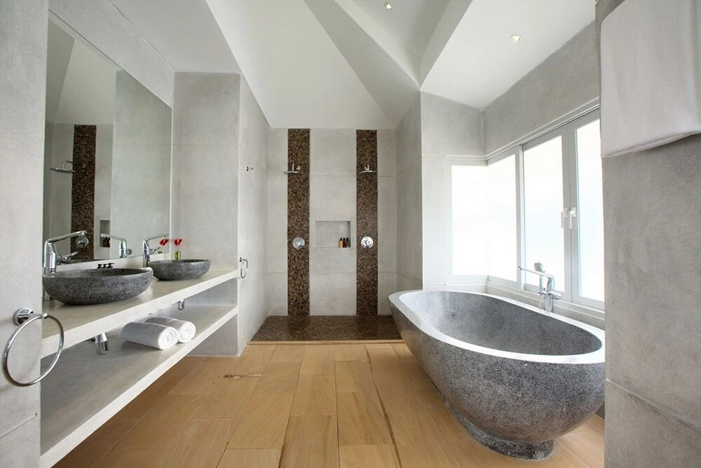 18 Bedroom Luxury Sea View Villas
