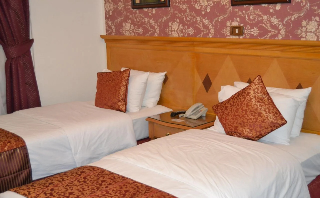 فندق المروج كريم AlMorooj Kareem Hotel