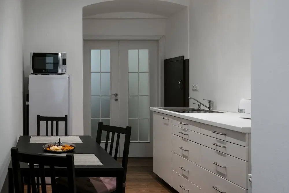 Stay Inn Apartments Krakovska