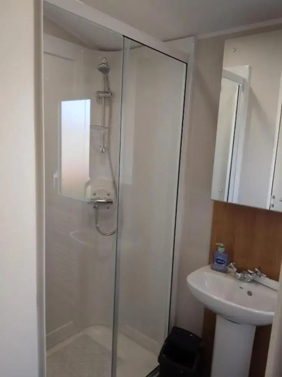 3 Bed, Sleeps 8 Caravan, California Cliffs Park