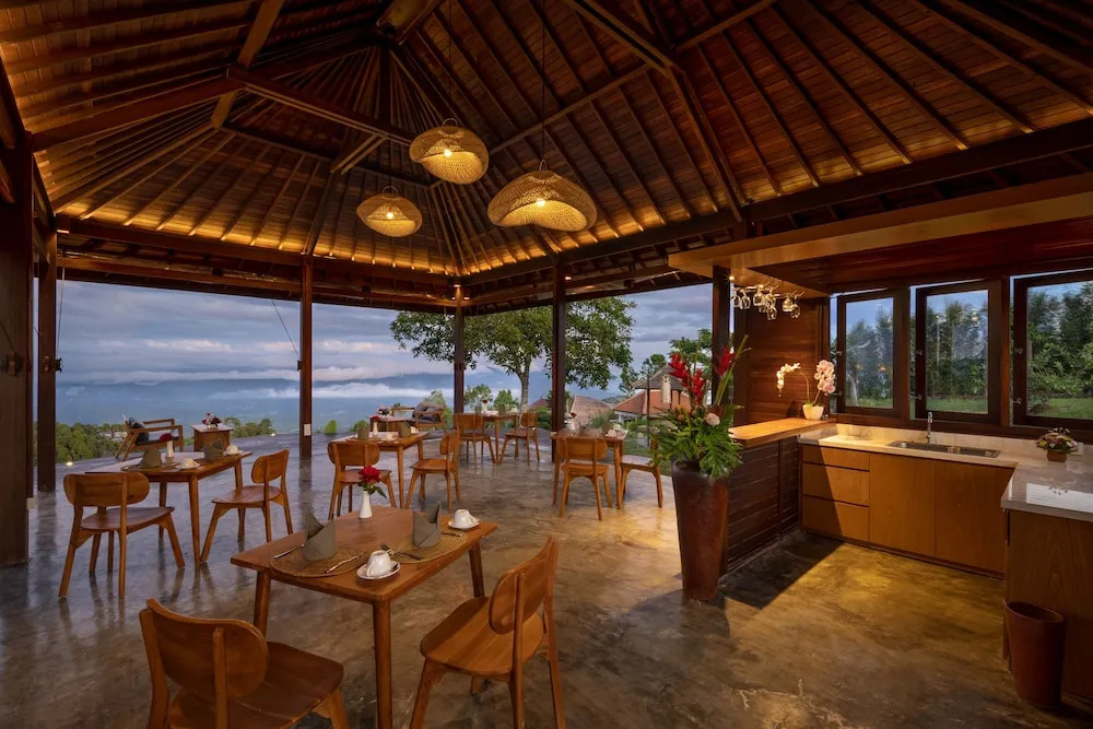 Munduk Tentrem Resort
