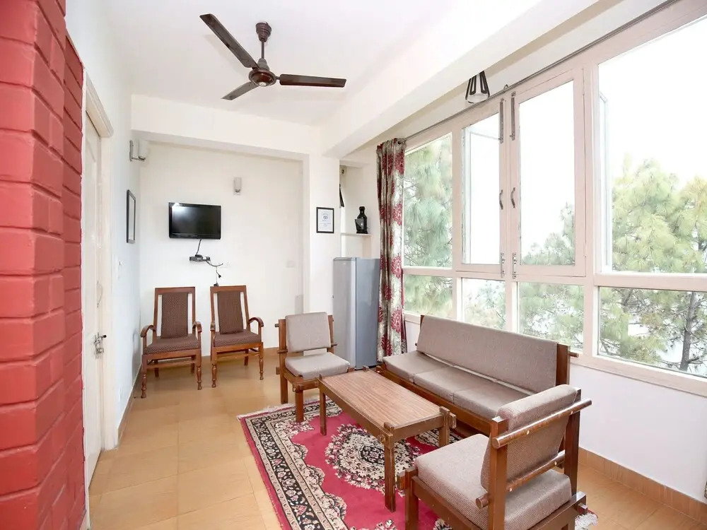 OYO 13404 Home Studios Mahal Farms Kasauli