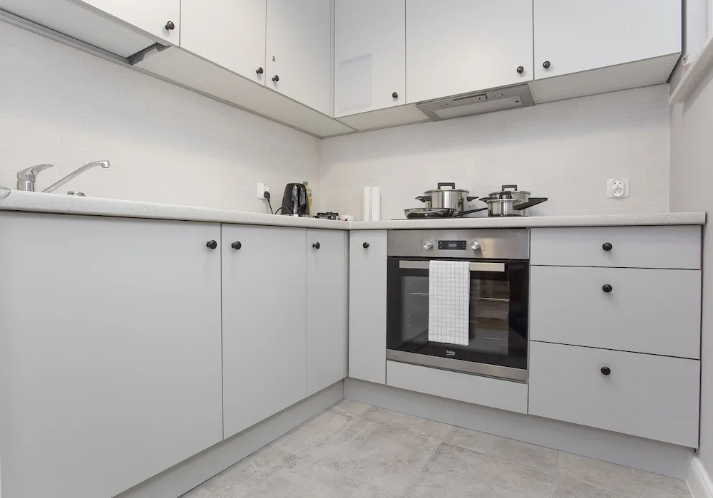Central Rental Apartament - Broniewskiego 15