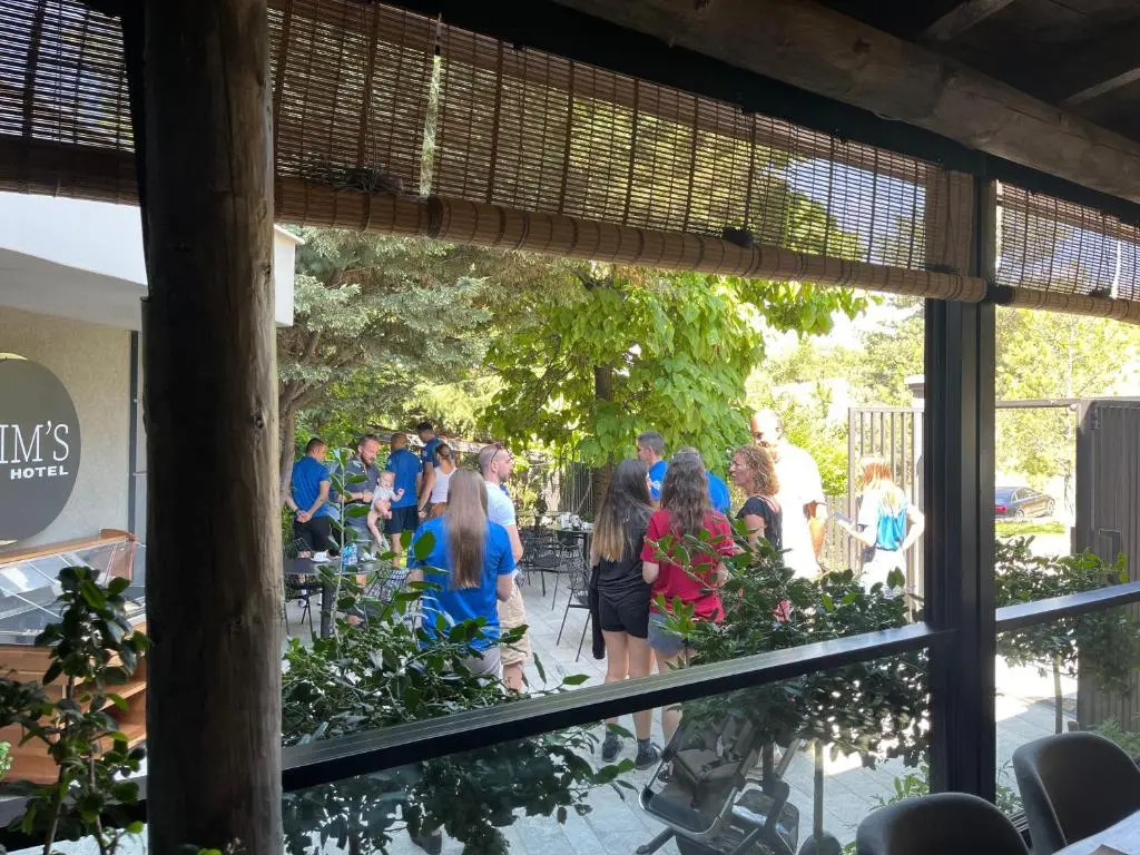 Dims Hotel & Restaurant