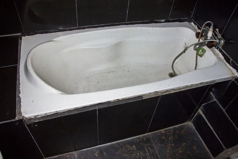 Emglo Suites