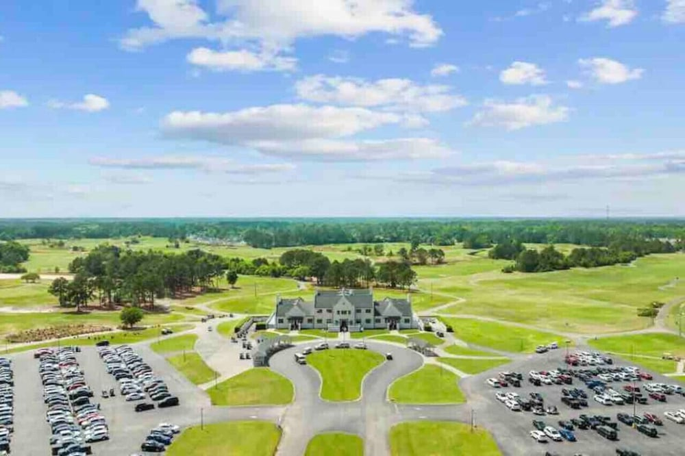 Putters Hideaway @ Legends Golf Resort