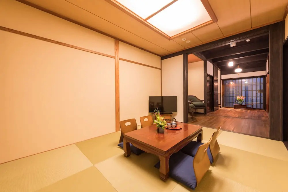 Guesthouse-Hana・Evergreen Hut