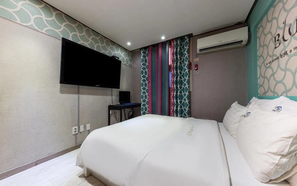 Ansan Blue 9