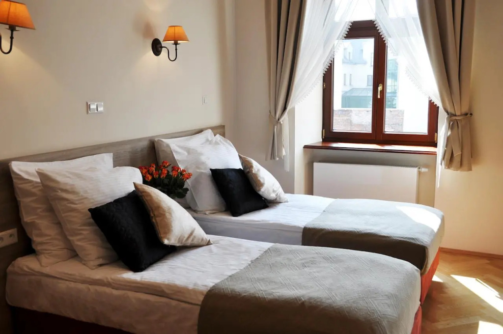 Hotel Santi