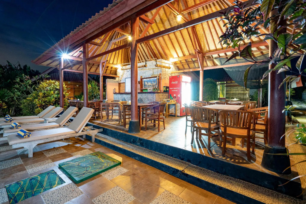 Dream Beach Inn