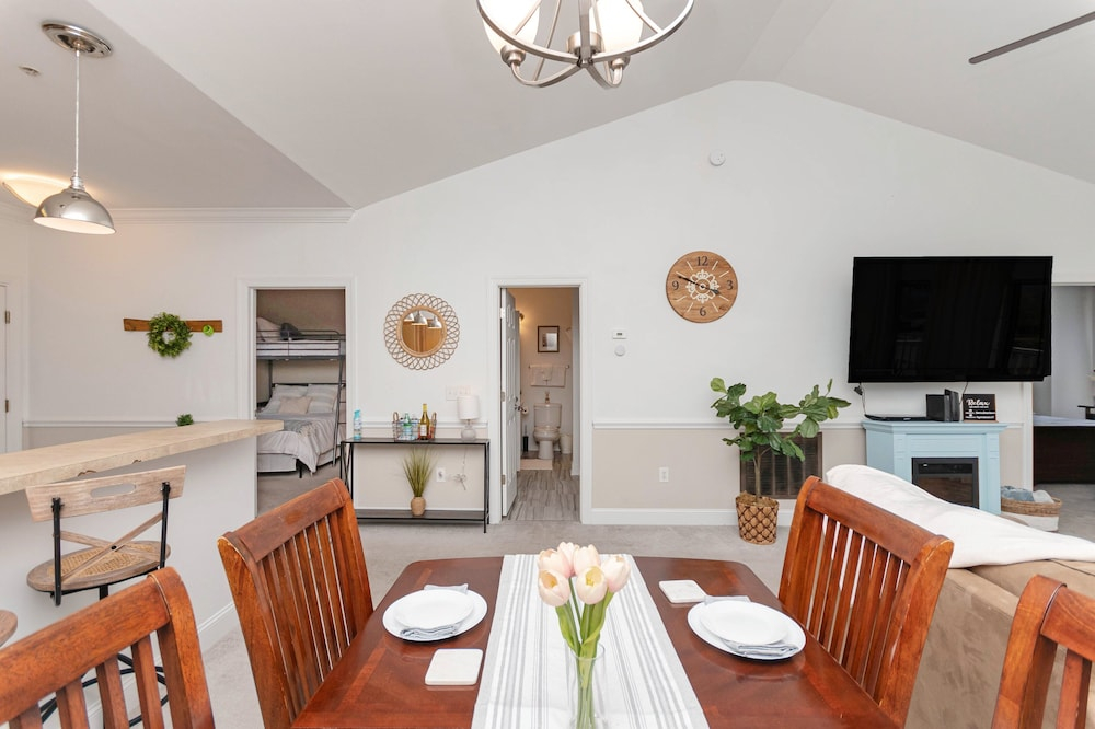 Magnolia North 4878-304