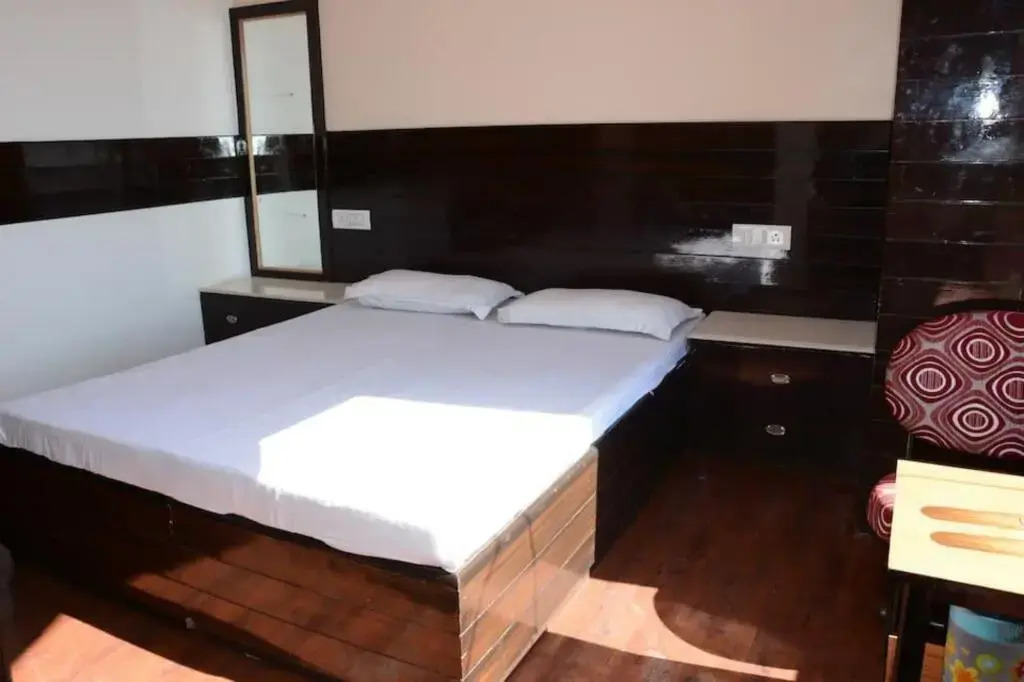 Hotel Basant