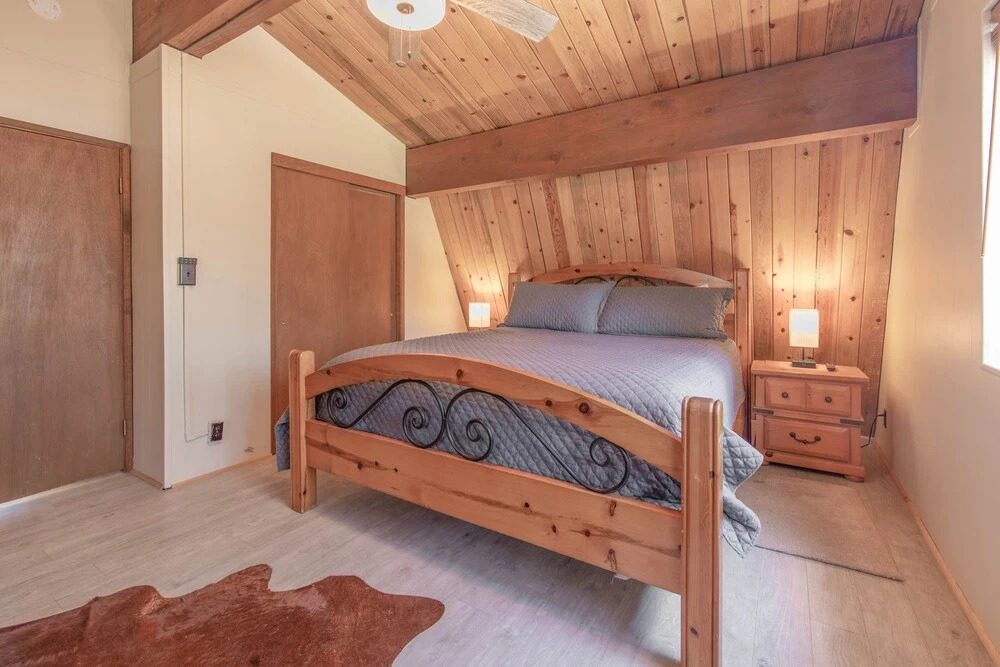 2194-conklin Base Camp Chalet 3 Bedroom Home by Redawning