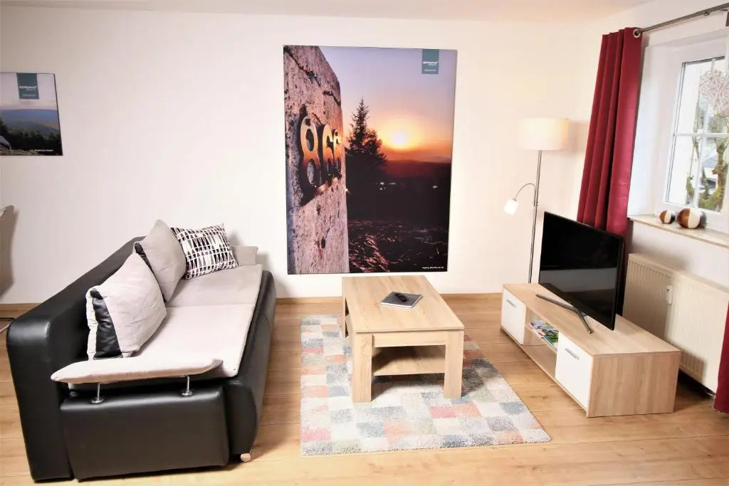 Germina Apart