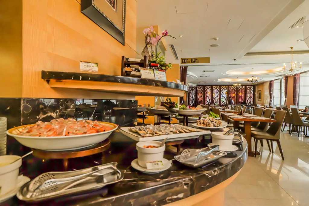 Justwin Grand Hotel