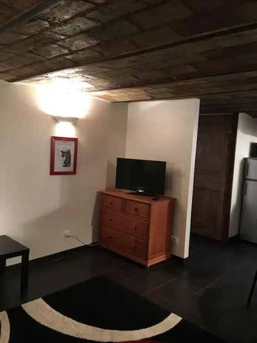 Studio 29 m2 proche La Défense WIFI