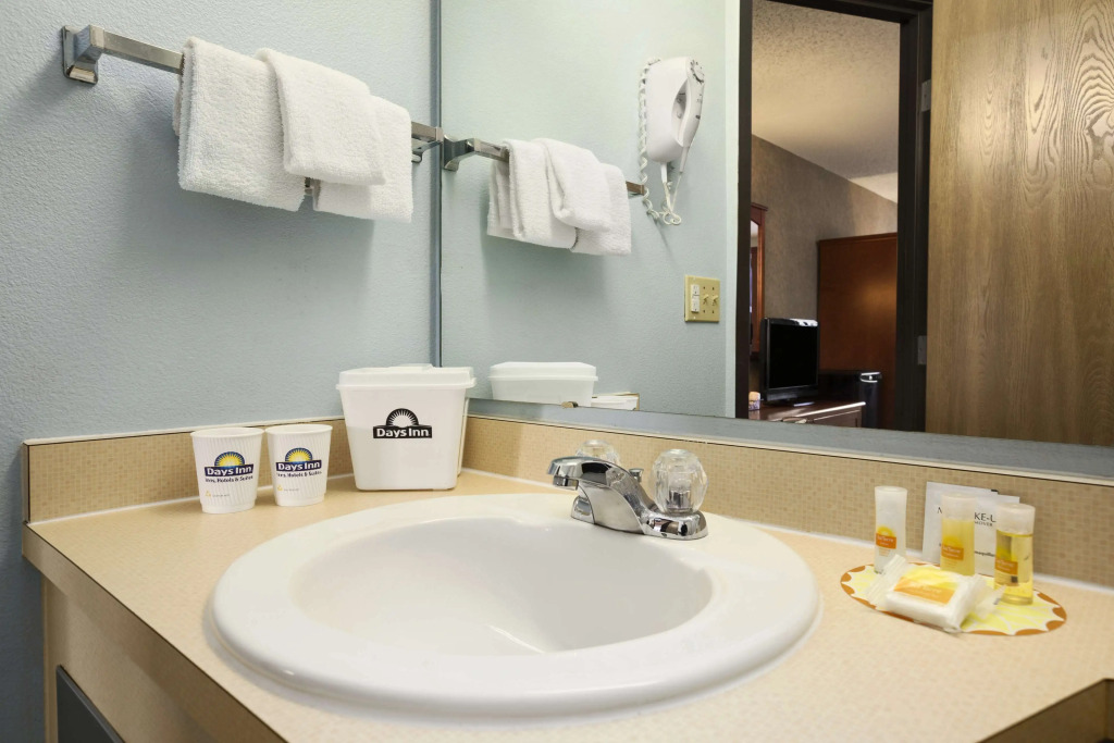 Days Inn by Wyndham Coeur dAlene